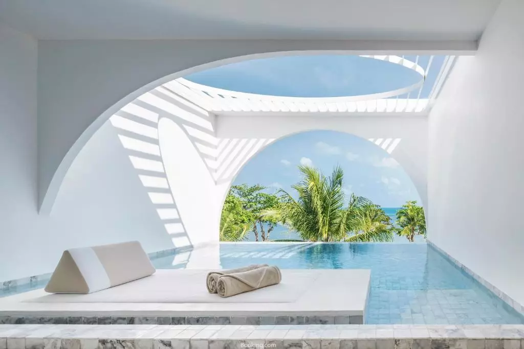 استخر ورودی هتل سالا سامویی چاونگ2